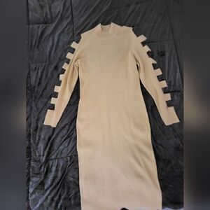 Fashion 2 Figure: Mustard SEXY Bodycon Long Sleeve Dress: New Never Worn